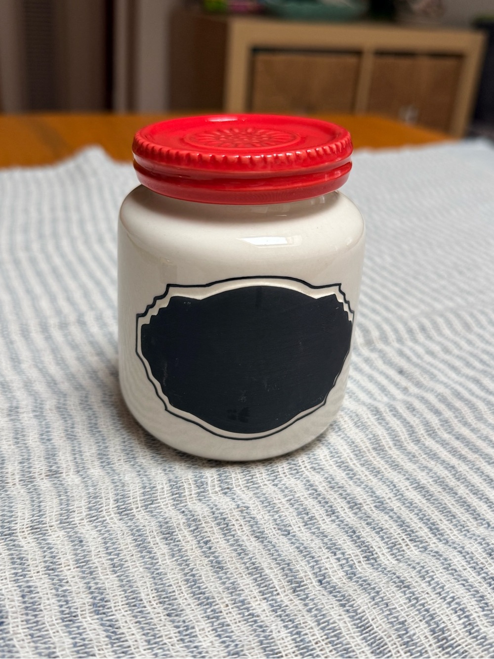Anthropologie Biscuit White Crackle Ceramic Chalkboard Spice Jar Red Lid